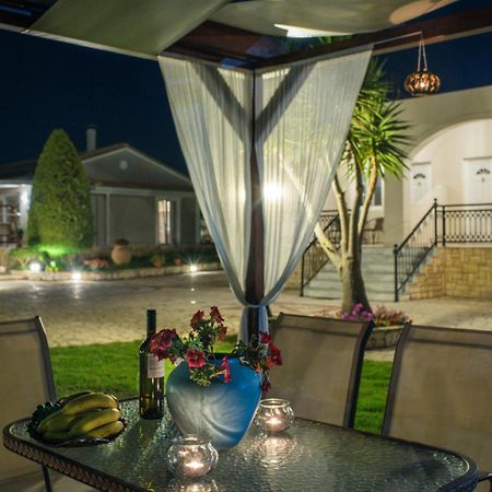 Mystic Garden Apartments Zakynthos Town Ngoại thất bức ảnh